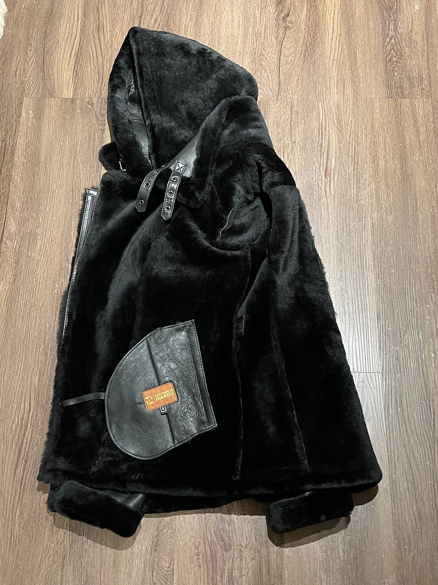 Women Sheepskin Shearling Leather Bomber Jacket Aviator WWII Bomber Jacket 100% Natural Wool Fur Pilot Jacket (Black- Fur)